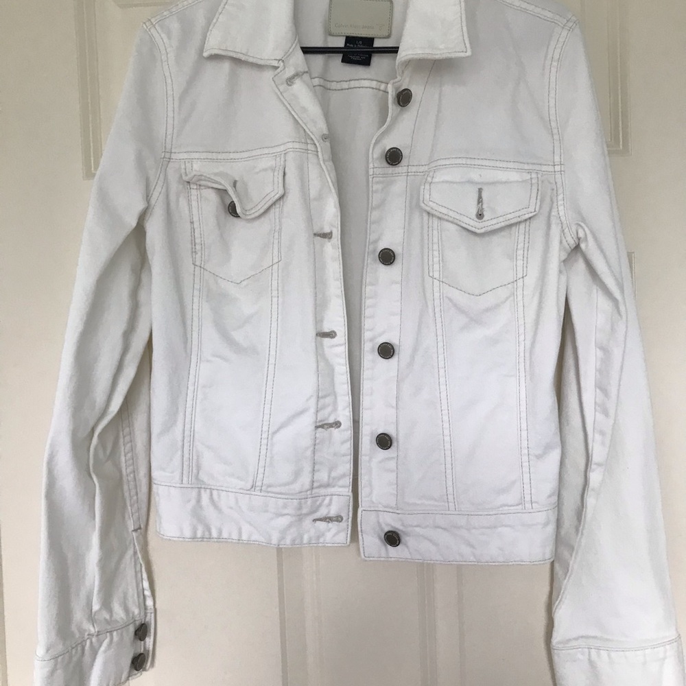 Calvin Klein white/cream jean jacket L